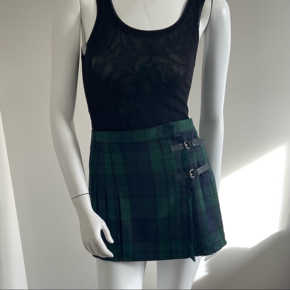 Tommy Hilfiger skirt - Picture 2 of 11